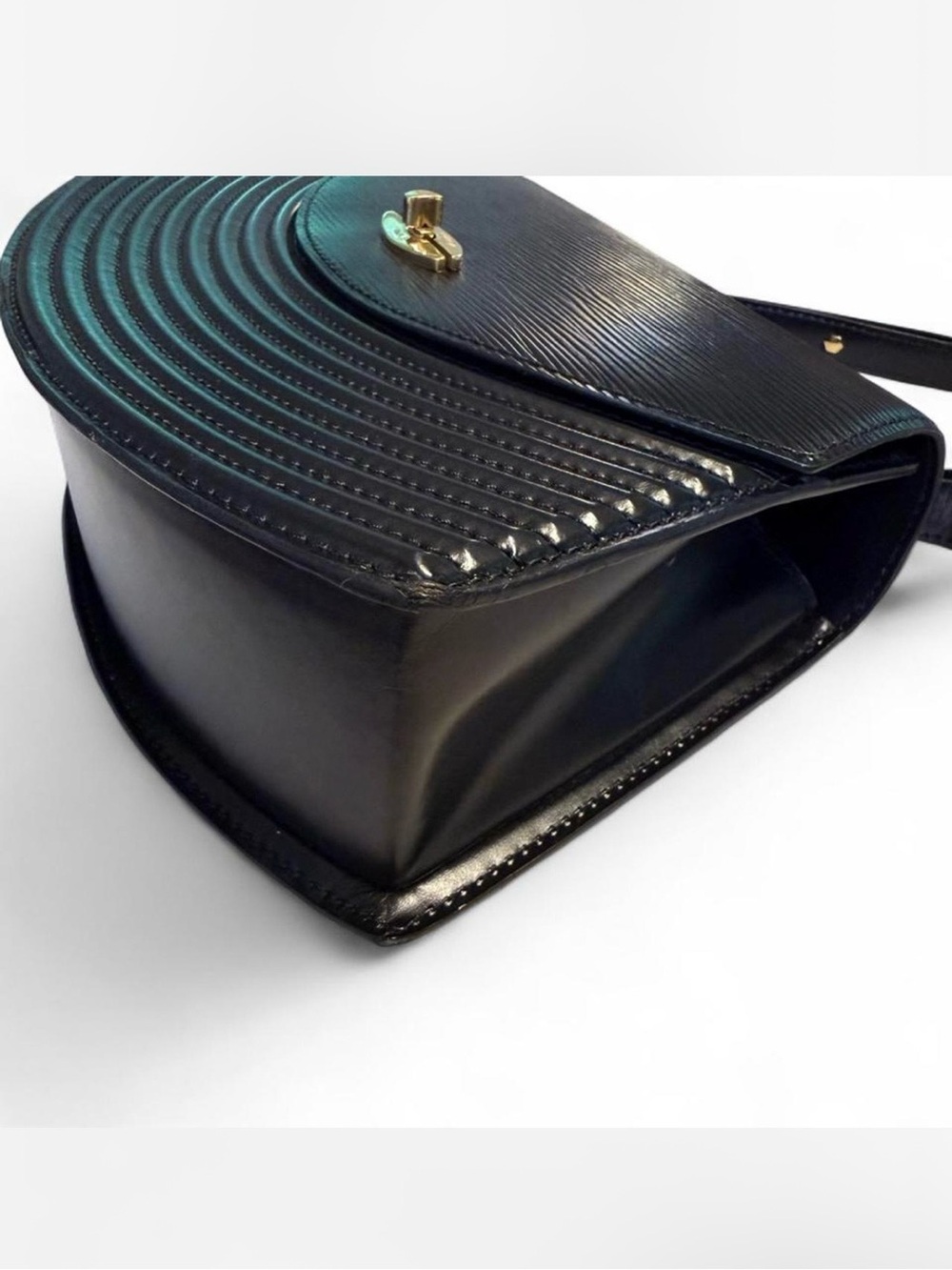 Authentic Louis Vuitton Tilsitt Shoulder Bag | Black Epi Leather | Gold Hardware - Picture 7 of 10